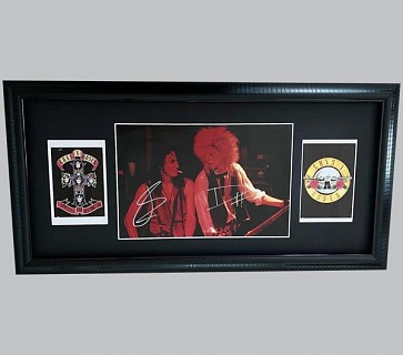 Guns & Roses Colour Concert Photo Signed by Slash & Duff + 2 Posters