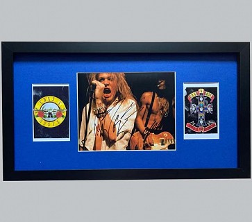 Guns & Roses Colour Concert Photo Signed by Axl & Slash + 2 Posters