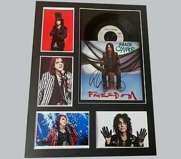 Alice Cooper "Freedom" Signed 7" Record Sleeve + 7" Record & 4 Colour Photos