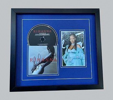 Rihanna "Good Girl Gone Bad" Signed CD Cover + CD & Colour Photo