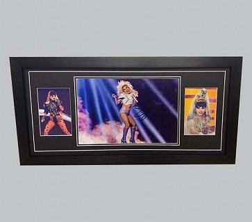 Lady Gaga Signed Colour Concert Photo + 2 Colour Photos