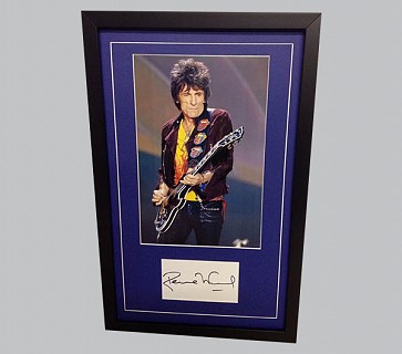 Ronnie Wood Signed Postcard + Photo