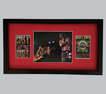 Guns & Roses Signed Colour Concert Photo + 2 Posters