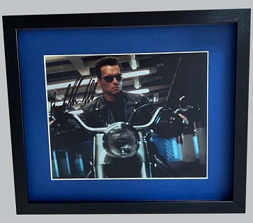Terminator 2 Colour Photo Signed by Arnold Schwarzenegger