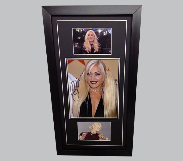 Gwen Stefani Signed Colour Photo + 2 Photos