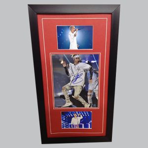 Justin Bieber Signed Colour Photo + 2 Photos