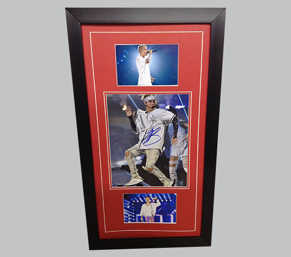 Justin Bieber Signed Colour Photo + 2 Photos